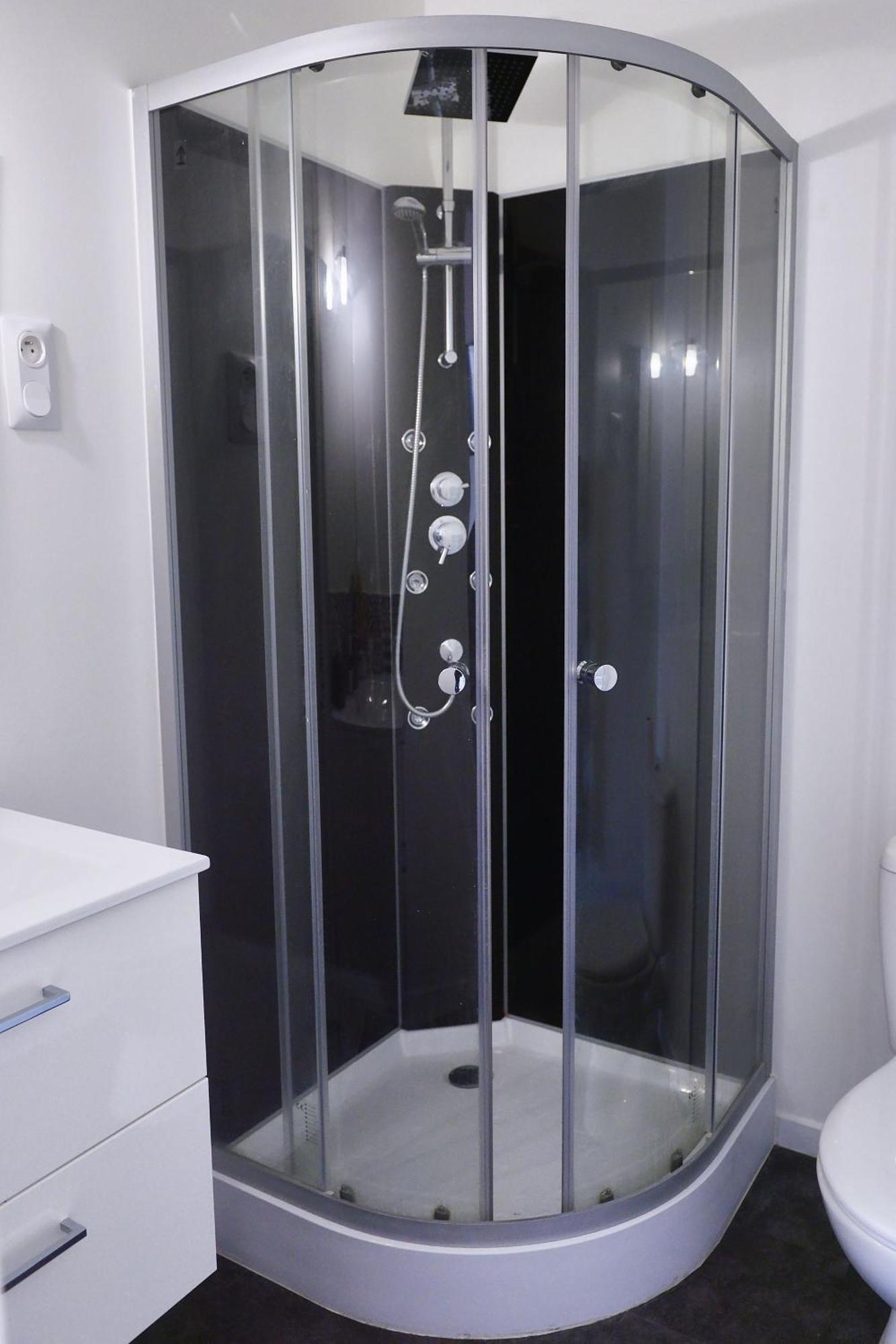 Zenkaserenity- 5Min Centre A29-26, Ferme Moderne Сен-Кантен Экстерьер фото