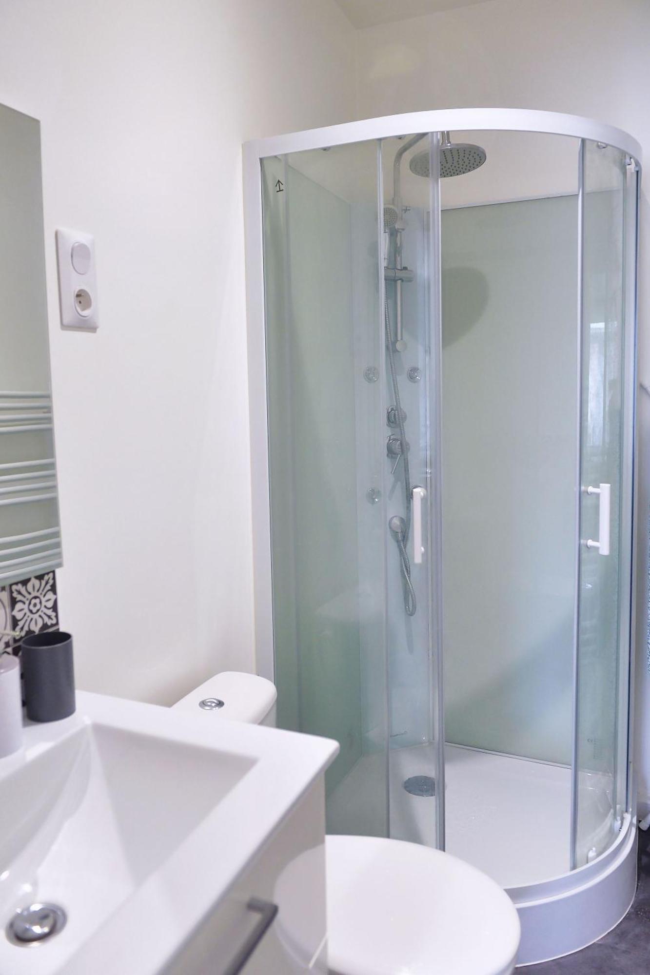 Zenkaserenity- 5Min Centre A29-26, Ferme Moderne Сен-Кантен Экстерьер фото